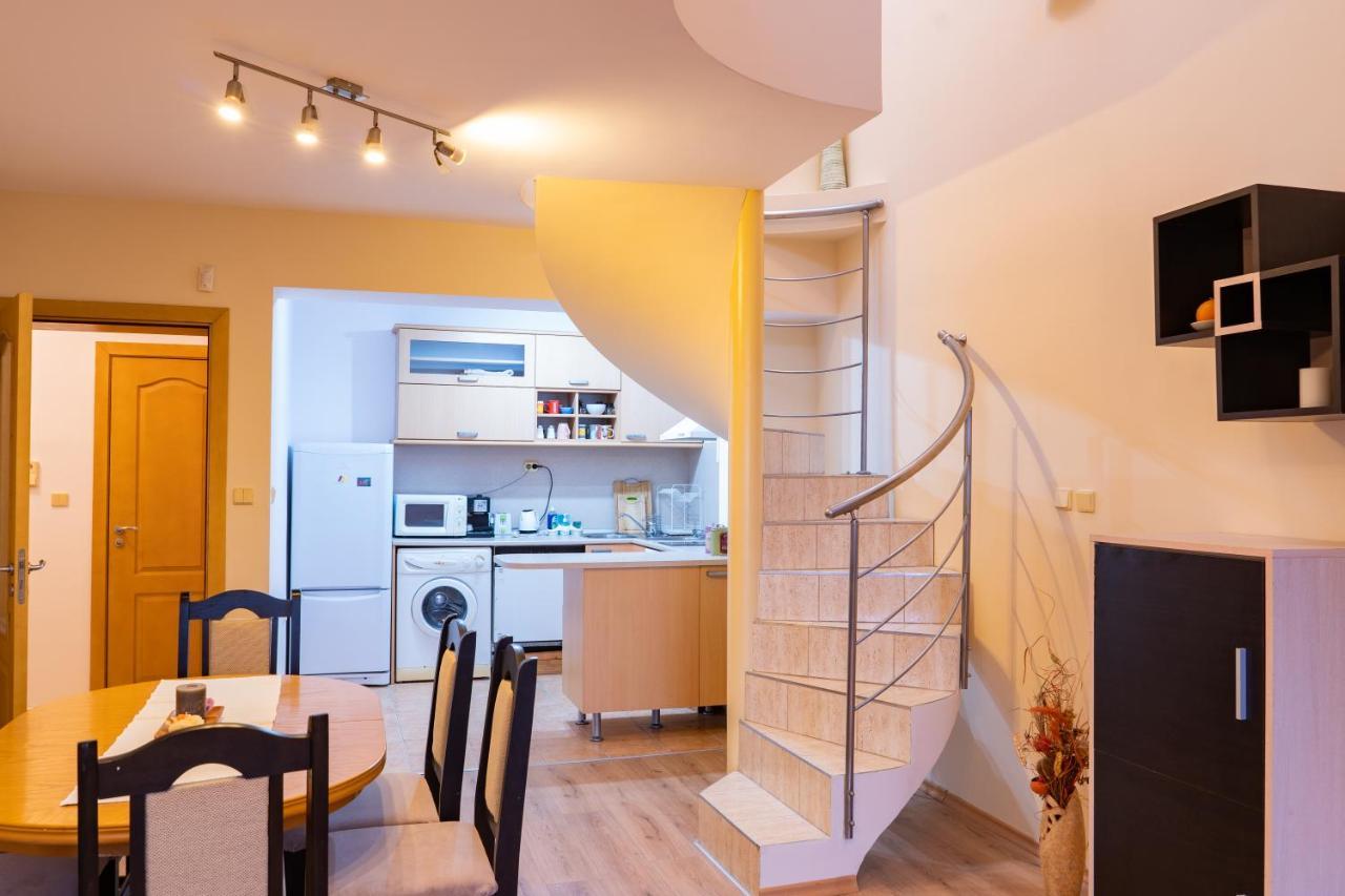 Maisonette Picadilly Varna Exterior foto