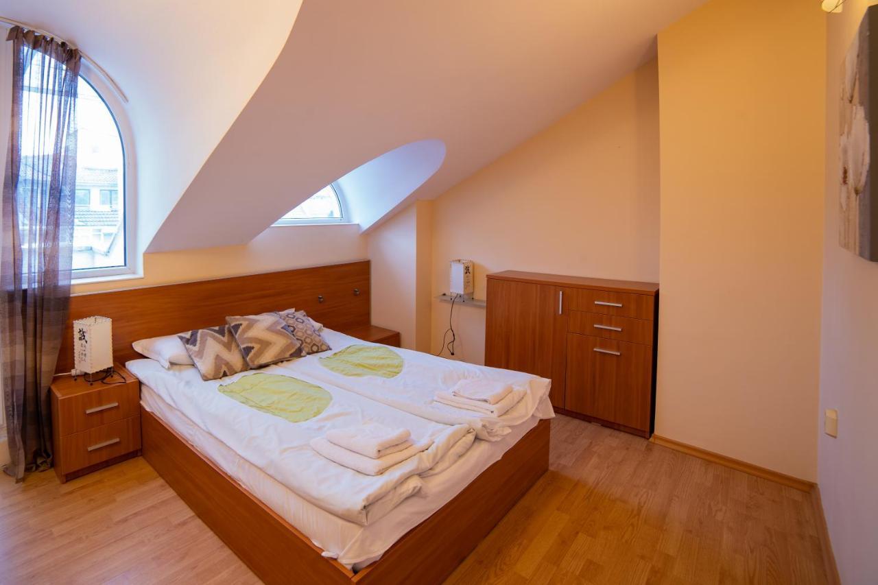 Maisonette Picadilly Varna Exterior foto